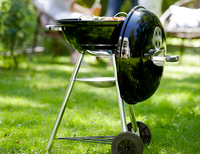 Weber roštilj na ugalj Compact Kettle 47 cm Crni