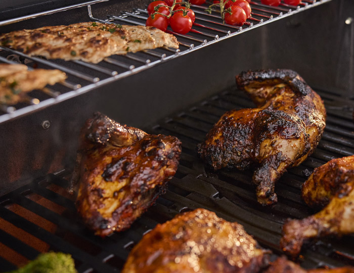 Weber plinski roštilj Genesis E-315W black Grill Centr