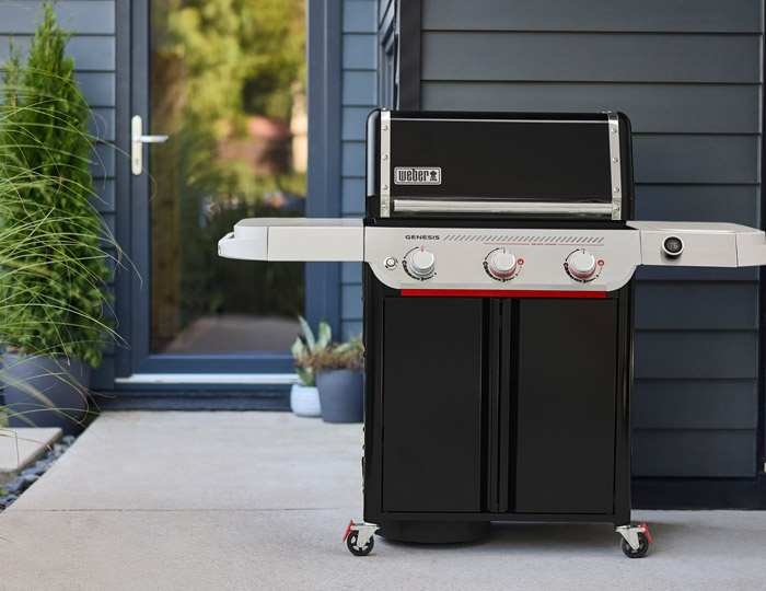 Weber plinski roštilj Genesis E-325W black  Grill Centr