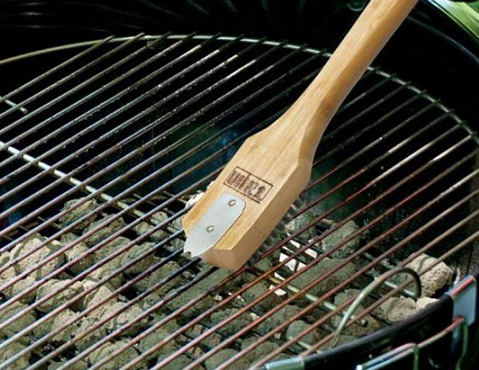 Weber četka sa bambusovom drškom 30cm Grill Centr